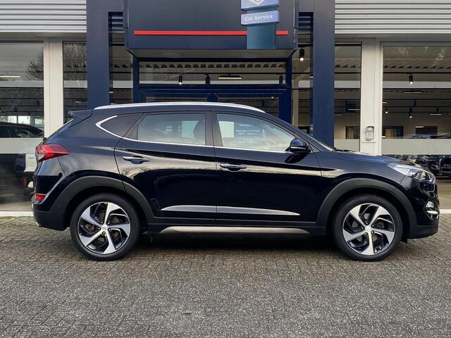 Hyundai TUCSON 1.6 T-GDi Premium 4WD / Automaat / NL-Auto / 1e-Eigenaar / Vol-Leder / Stoel-/Stuurverwarming / Stoelverkoeling / Trekhaak / Keyless / LED / Cruise-Control / Climate-Control / Stoelverwarming-Achter / DAB Radio-Bluetooth / Navi / PDC V+A / Camera-Achter /