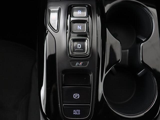 Hyundai TUCSON 1.6 T-GDI PHEV N Line Sky 4WD | Panoramadak | Leder/Alcantara | Stoelverwarming | Camera | Carplay | Stuurverwarming | Keyless | Full LED | Navigatie | 19'' lichtmetalen velgen | Plug In