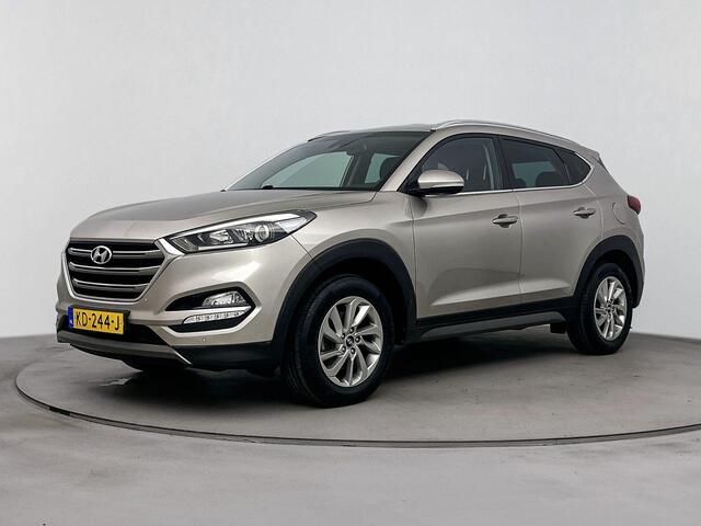 Hyundai TUCSON 1.6 GDi Comfort Navigatie | Stoel verwarming voor en achter | Parkeersensoren voor en achter | achteruitrijcamera |