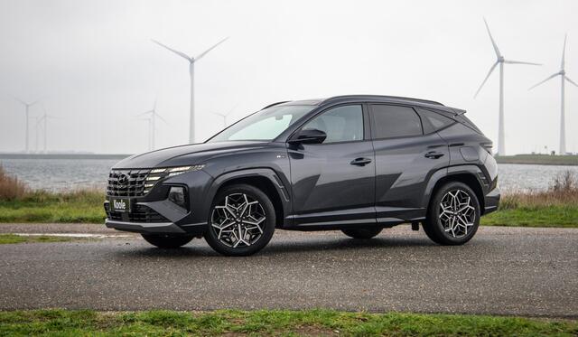 Hyundai TUCSON 1.6 T-GDI HEV N Line Sky AUTOMAAT / STOEL VERWARMING + KOELING / PANO / CAMERA