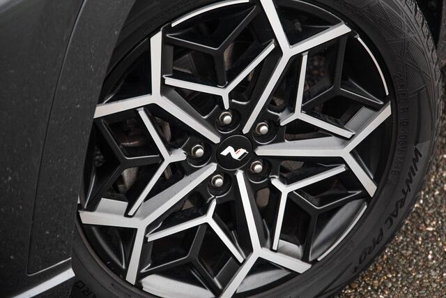 Hyundai TUCSON 1.6 T-GDI HEV N Line Sky AUTOMAAT / STOEL VERWARMING + KOELING / PANO / CAMERA