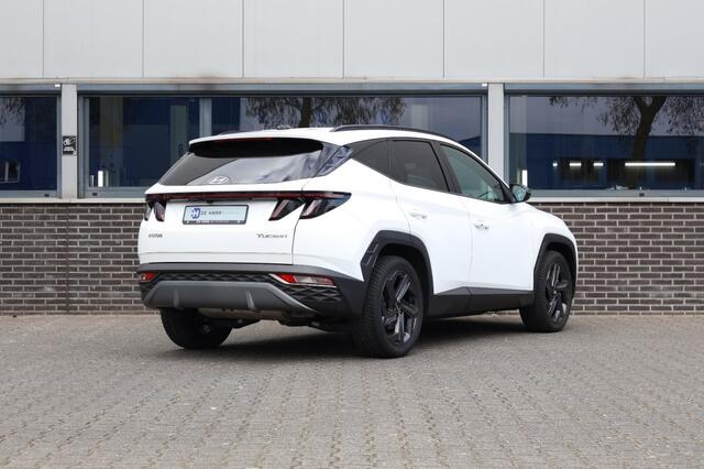 Hyundai TUCSON 1.6 T-GDI Advantage - Sensoren - LED - Camera - Navi - Trekhaak