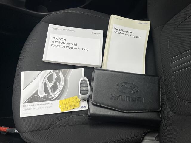 Hyundai TUCSON 1.6 T-GDI HEV Comfort / 1ste Eigenaar / Trekhaak (1650 KG) / All Season banden / Apple Carplay/Android Auto / cruise control adaptief met Stop&Go /