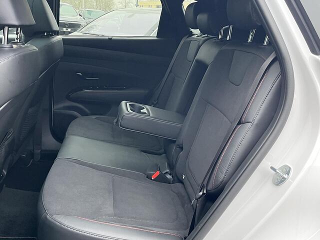 Hyundai TUCSON 1.6 T-GDI HEV N Line Sky VAN: 54.095,- VOOR: 42.877,- UW EINDEJAARSVOORDEEL: 11.218,- EURO ORIG. NL AUTO 09-2025 NIEUWPRIJS: 54.095,- EURO.