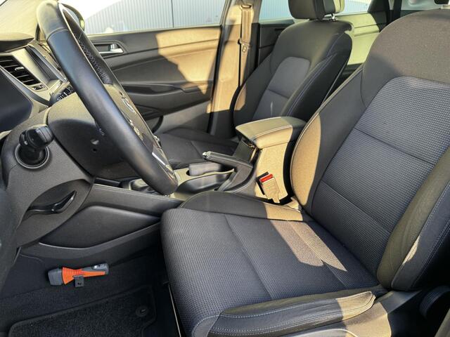 Hyundai TUCSON 1.6 GDi Anniversary Edition / Climate Control / Cruise Control / Navigatie / Trekhaak / Stoelverwarming /