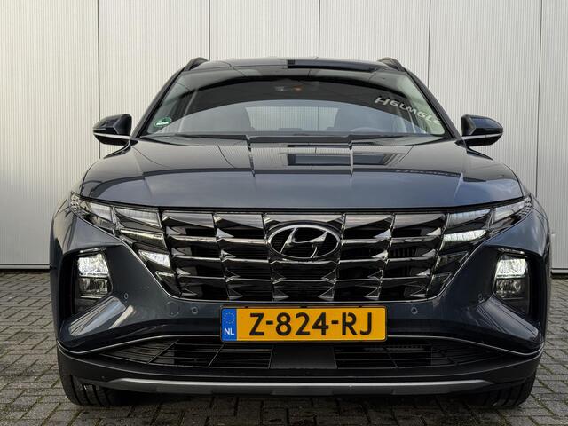 Hyundai TUCSON 1.6 T-GDI HEV Comfort Smart / NL auto 230 pk / Afneembare Trekhaak 1650 kg Trekgewicht / Stoel en Stuur verwarming / Climate control 3 zones / 17"LM / Electrisch bedienbare achterklep /