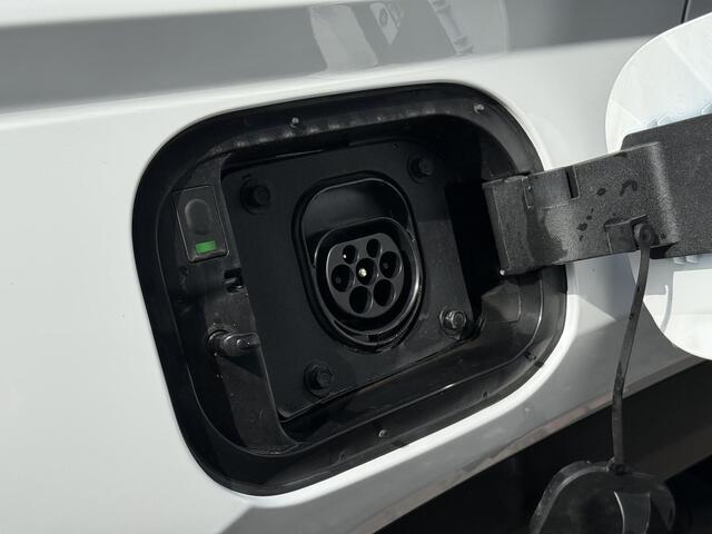 Hyundai TUCSON 1.6 T-GDI PHEV Comfort Smart / Elektrische Achterklep / Stoel+Stuur Verwarming / Achteruitrij Camera / Keyless / Navigatie /