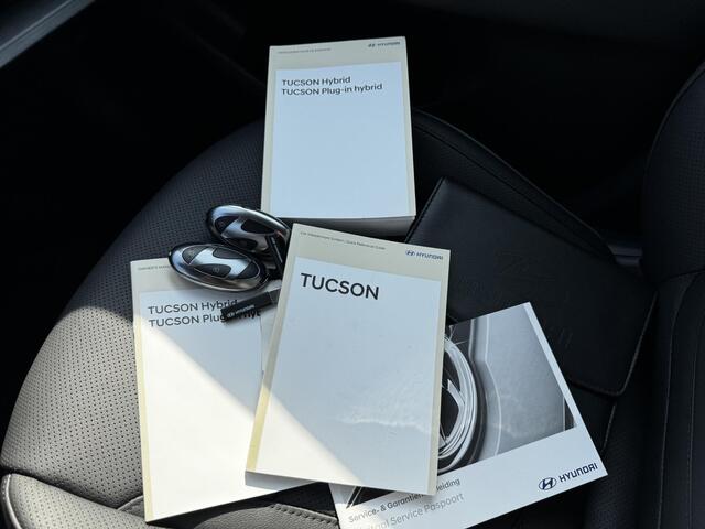 Hyundai TUCSON 1.6 T-GDI PHEV Premium / ¤2500,- Voordeel / Rijklaarprijs / Navigatie / 360 Camera / Memory Seat / Stoelverkoeling / Stoelverwarming Voor + Achter / Stuurverwarming / KRELL Audio /