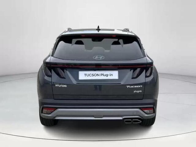 Hyundai TUCSON 1.6 T-GDI PHEV Premium | Uit voorraad leverbaar! | Stoel en stuurverwarming | 360 graden camera | elektrische achterklep | Elektrisch verstelbare bestuurderstoel incl. geheugen | 2e zitrij bankverwarming |