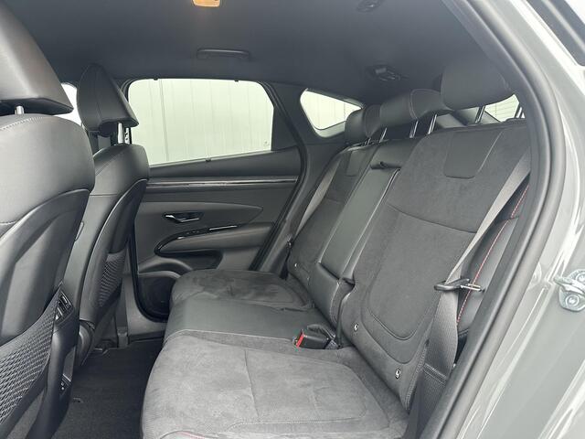 Hyundai TUCSON 1.6 T-GDI PHEV N Line 4WD Alcantara interieur / Navigatie / Stoelverwarming + verkoeling + verwarmd stuurwiel / 19 inch LMV / Adaptief cruise control.