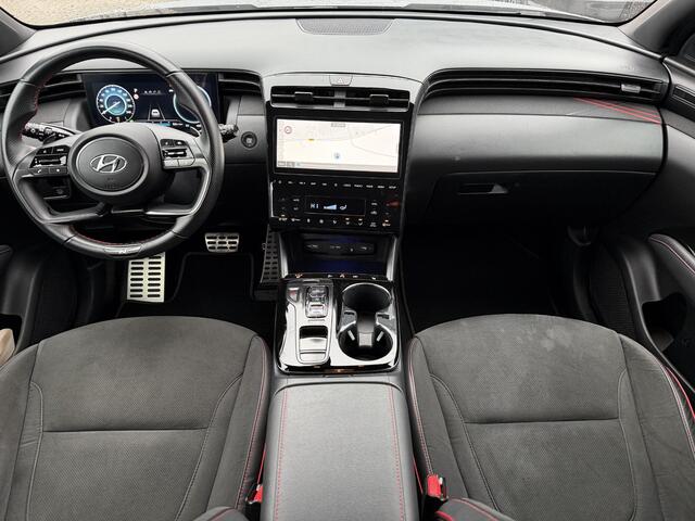 Hyundai TUCSON 1.6 T-GDI HEV N Line 230pk Automaat / Dealer Onderhouden / 1650 Kg Trekgewicht / Navigatie / Camera / Stoelverwarming / Dodehoek Detectie / Adaptieve Cruise / Clima / DAB / Apple Carplay & Android Auto /