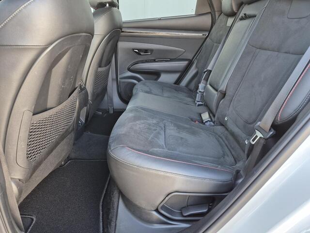 Hyundai TUCSON 1.6 T-GDI PHEV N Line 4WD Automaat / Rondomzicht camera / Apple Carplay Android Auto / Adaptief cruise control / Trekgewicht 1350 Kg / Stuur- en Stoelverwarming / Elektrisch bedienbare stoelen - achterklep /