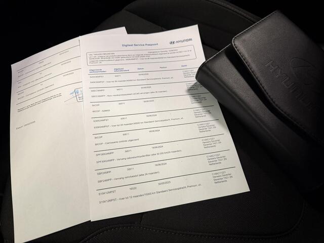 Hyundai TUCSON 1.6 T-GDI HEV Comfort / NL Auto / Dealer Onderhouden / Stuur- & Stoelverwarming / Navigatie / Achteruitrijcamera /