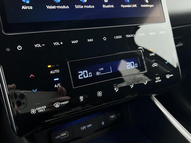 Hyundai TUCSON 1.6 T-GDI HEV Comfort Smart / Elektrische Achterklep / Navigatie / Stoel & Stuurverwarming / Android Auto & Apple CarPlay / Adaptieve Cruise Control / Achteruitrijcamera / Parkeersensoren Voor + Achter / Passagiersstoel In Hoogte Verstelbaar /