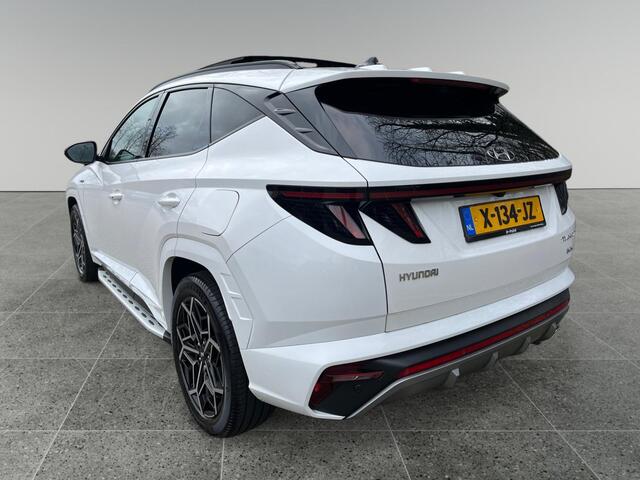 Hyundai TUCSON 1.6 T-GDI HEV 230pk N Line Sky | SCHUIFKANTELDAK | ALCANTARA BEKLEDING | STOELVENTILATIE & VERWARMING | 360° CAMERA | ADAPTIEVE CRUISECONTROL | SPORTIEF DESIGN | ELEKTRISCH VERSTELBARE VOORSTOELEN |