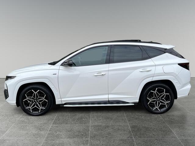 Hyundai TUCSON 1.6 T-GDI HEV 230pk N Line Sky | SCHUIFKANTELDAK | ALCANTARA BEKLEDING | STOELVENTILATIE & VERWARMING | 360° CAMERA | ADAPTIEVE CRUISECONTROL | SPORTIEF DESIGN | ELEKTRISCH VERSTELBARE VOORSTOELEN |
