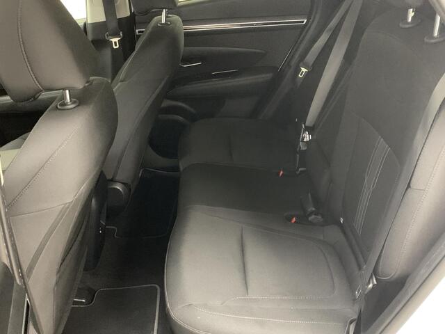Hyundai TUCSON 1.6 T-GDI PHEV Comfort Smart 4WD SOH 100 % | NAVIGATIE | ACHTERUITRIJCAMERA | STOEL/STUURVERWARMING