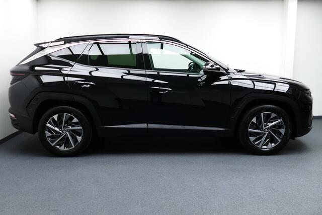 Hyundai TUCSON 1.6 T-GDI MHEV Comfort Smart. Camera, Adap Cruise, Stoel&StuurVerw, Navi, 19"LMV, Haak 1650kg