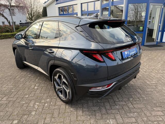 Hyundai TUCSON 1.6 T-GDI PHEV Comfort 4WD | Navigatie, Camera, Parkeersensoren, weinig km!