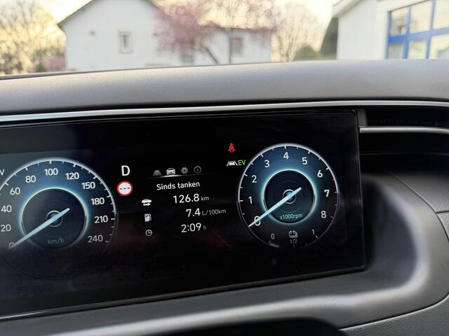 Hyundai TUCSON 1.6 T-GDI PHEV Comfort 4WD | Navigatie, Camera, Parkeersensoren, weinig km!