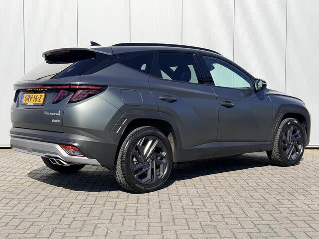 Hyundai TUCSON 1.6 T-GDI PHEV 20th Anniversary / NL Auto / Navigatie / Stoel- & Stuurverwarming / Adaptive Cruise Control / Achteruitrijcamera / Parkeersensoren Voor + Achter /
