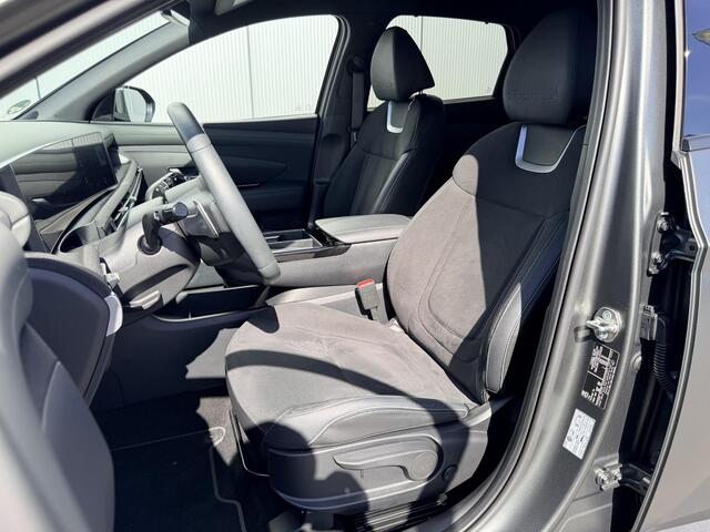 Hyundai TUCSON 1.6 T-GDI PHEV 20th Anniversary / NL Auto / Navigatie / Stoel- & Stuurverwarming / Adaptive Cruise Control / Achteruitrijcamera / Parkeersensoren Voor + Achter /