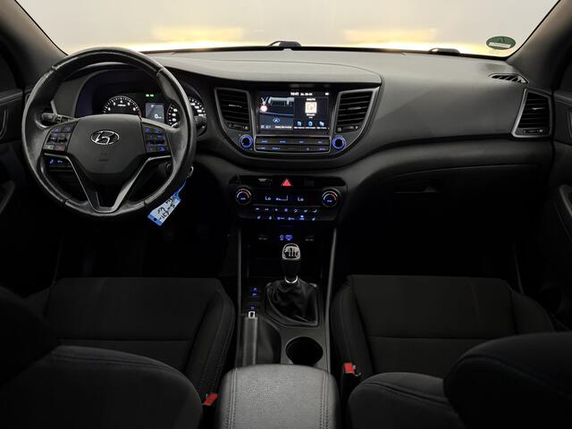 Hyundai TUCSON 1.6 T-GDi Comfort Camera, Navi, Cruise control, Winterpakket, Apple carplay, Rijstrook correctie, Lichtmetalen velgen, Trekhaak