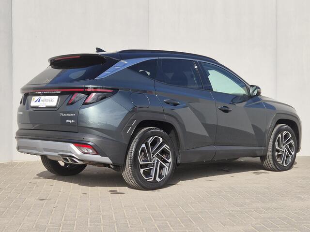 Hyundai TUCSON 1.6 T-GDI PHEV Facelift Comfort Smart 4WD / Fabrieksgarantie tot 09-2029 / Dealer onderhouden / Elektrische achterklep / Trekgewicht 1.210 kg / Head Up Display / Stuur- & Stoel verwarming / Achteruitrijcamera / Apple Carplay Android Auto /