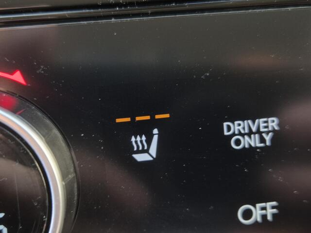 Hyundai TUCSON 1.6 T-GDI PHEV Facelift Comfort Smart 4WD / Fabrieksgarantie tot 09-2029 / Dealer onderhouden / Elektrische achterklep / Trekgewicht 1.210 kg / Head Up Display / Stuur- & Stoel verwarming / Achteruitrijcamera / Apple Carplay Android Auto /