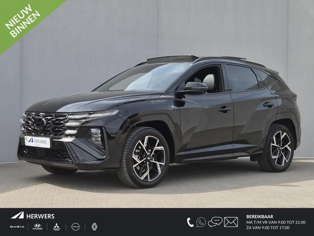 Hyundai TUCSON 1.6 T-GDI HEV 215 pk N Line Sky / Facelift / Fabrieksgarantie tot 06-2029 / Dealer onderhouden / Panorama schuifdak / Navigatie / Camera 360° / Elektrische stoelen & klep / Stuur-, stoel- en achterbankverwarming / Apple Carplay Android / 19" LM wielen /