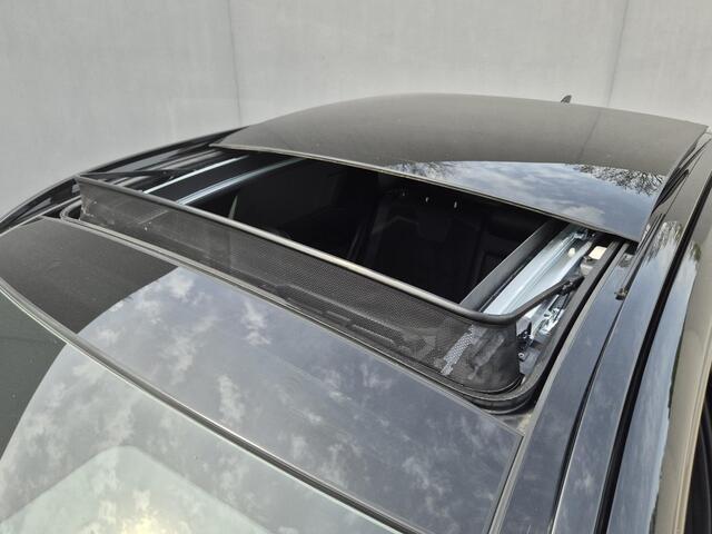 Hyundai TUCSON 1.6 T-GDI HEV 215 pk N Line Sky / Facelift / Fabrieksgarantie tot 06-2029 / Dealer onderhouden / Panorama schuifdak / Navigatie / Camera 360° / Elektrische stoelen & klep / Stuur-, stoel- en achterbankverwarming / Apple Carplay Android / 19" LM wielen /