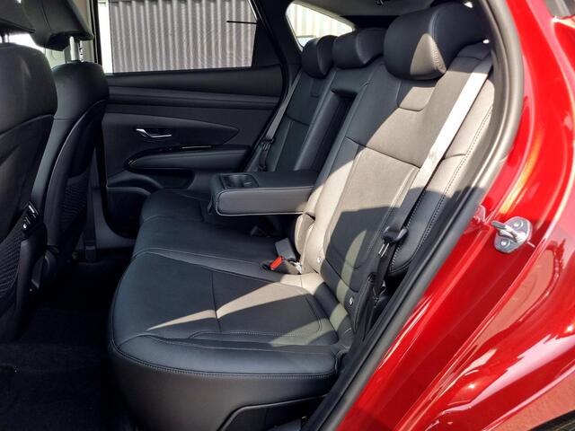 Hyundai TUCSON 1.6 T-GDI PHEV Premium / ¤9.000,- Voordeel / Apple & Android carplay / Stoel- & Stuurverwarming / Krell Audio / Climate Control / Adaptive Cruise Control /