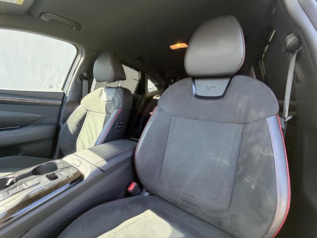 Hyundai TUCSON 1.6 T-GDI PHEV N Line 4WD / Dealer Onderhouden / Fabrieksgarantie tot 11-2028 / Elektr. Stoelen / Stoel Ventilatie / Stoel Verwarrming / AppleCarplay & Android Auto / Achterbank Verwarming /
