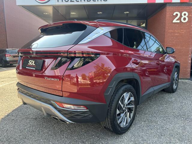 Hyundai TUCSON 1.6 T-GDI MHEV i-Motion // LED // NAVI + CARPLAY // CAMERA // LEDER // ELEK. STOEL // PDC V+A