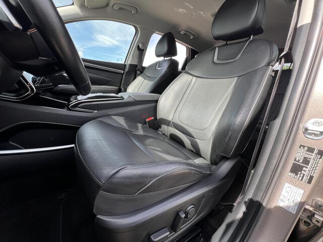 Hyundai TUCSON 1.6 T-GDI PHEV Comfort 4WD |Trekhaak Afneembaar | Stoelverwarming | Lederen Bekleding | Keyless | Android auto Apple Carplay | Navigatie | 19 Inch lichtmetalen velgen |