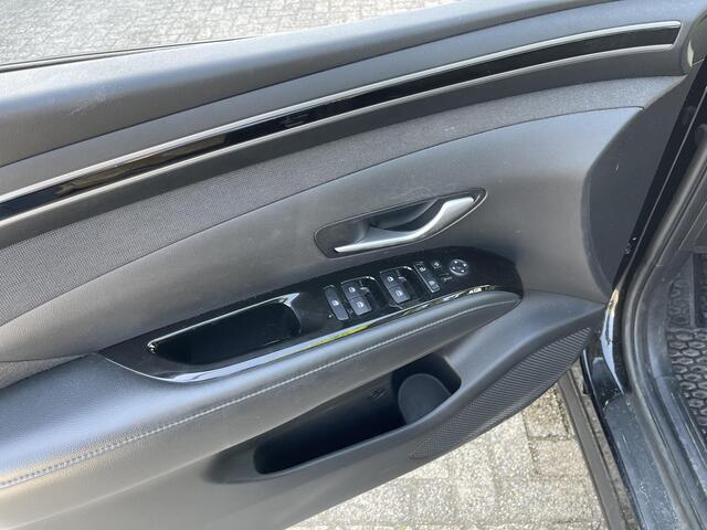 Hyundai TUCSON 1.6 T-GDI MHEV Comfort 17"/Panoramadak/Trekhaak/Keyless/Adaptieve cruise/Camera/Stoel + stuurverwarming
