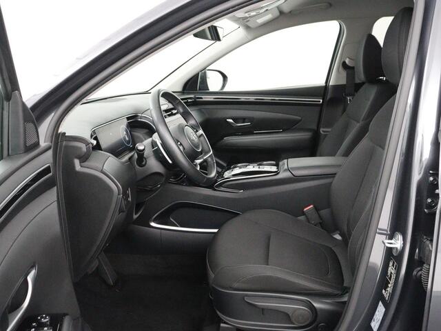 Hyundai TUCSON 1.6 T-GDI PHEV Comfort 4WD | SOH 97,8% | Adaptive cruise | Carplay | Camera | Navigatie | Full LED | 19'' | Keyless | Climate control | Bluetooth | Plug In