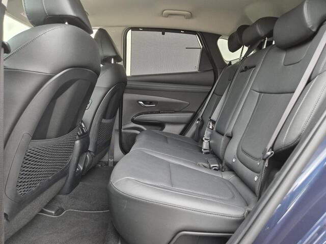 Hyundai TUCSON 1.6 T-GDI PHEV Premium 4WD / Facelift Model / Fabrieksgarantie tot 07-2029 / All season banden / Head Up Display / Trekgewicht 1210 kg / Elektrische achterklep / Stuur- Stoel & Achterbankverwarming / Rondomzicht camera / Stoelventilatie / Apple Carplay An