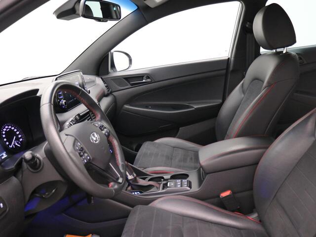 Hyundai TUCSON 1.6 T-GDI N-Line AUTOMAAT / 1600KG Trekgewicht / Adaptieve Cruise Control / Navigatie / 360 Camera / Parkeersensoren voor & achter / Historie bekend /
