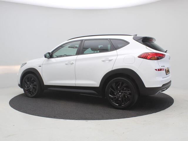 Hyundai TUCSON 1.6 T-GDI N-Line AUTOMAAT / 1600KG Trekgewicht / Adaptieve Cruise Control / Navigatie / 360 Camera / Parkeersensoren voor & achter / Historie bekend /