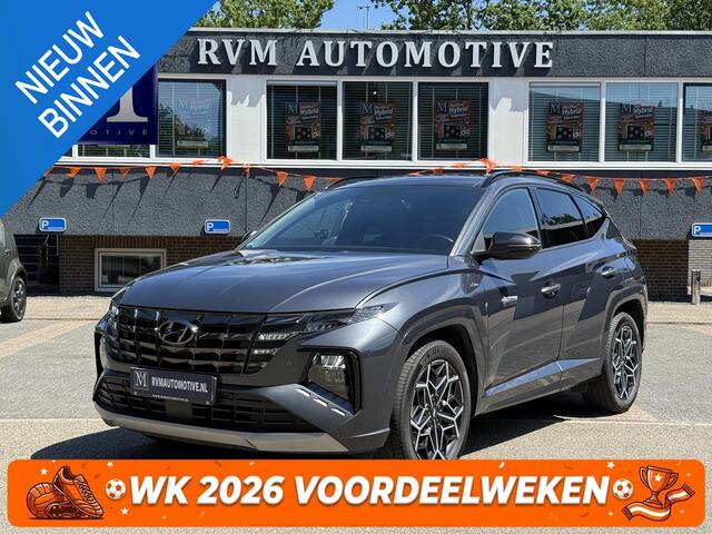Hyundai TUCSON 1.6 T-GDI HEV N Line VAN: 36.900,- VOOR: 34.877,- UW WKVOORDEEL: 2.023,-| PANO |DEALER ONDERHOUDEN| HYUNDAI GARANTIE T/M 02-2028| STOELVENTILATIE + VERWARMING| CAMERA | FULL OPTIONS| ACHTERBANK VERWARMD