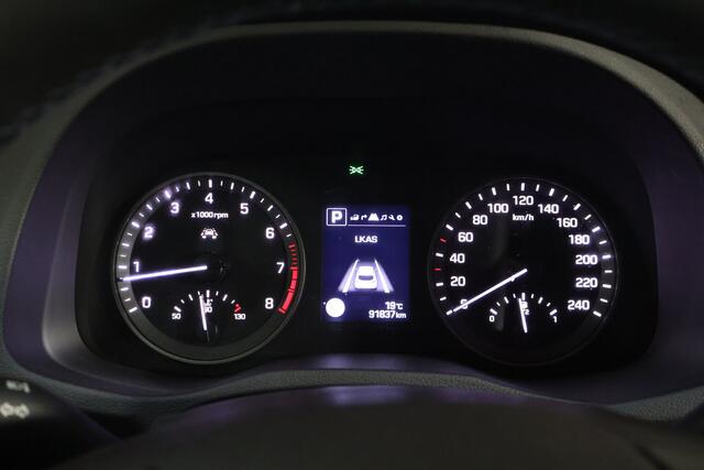 Hyundai TUCSON 1.6 T-GDi Comfort 4WD | Stoel+Stuur verwarmd | Camera | Trekhaak | Dealer Oh