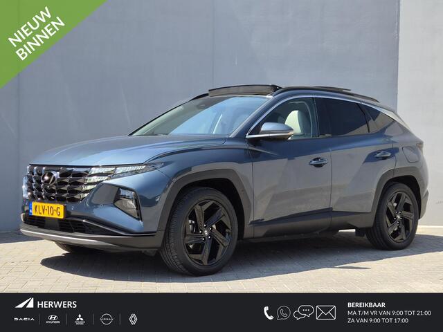 Hyundai TUCSON 1.6 T-GDI PHEV Premium Sky 4WD / Glazen schuif- en kanteldak / Rondomzicht camera / Trekgewicht 1.350 kg / Elektrische achterklep / Stuur- Stoel & Achterbank verwarming / Adaptief cruise control / Stoelventilatie / Apple Carplay Android Auto /