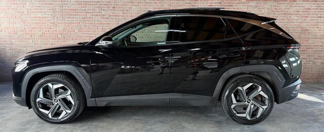 Hyundai TUCSON 1.6 T-GDI PHEV Premium 4WD Pano / Leder /Dealer onderhouden / CarPlay / 360 Camera