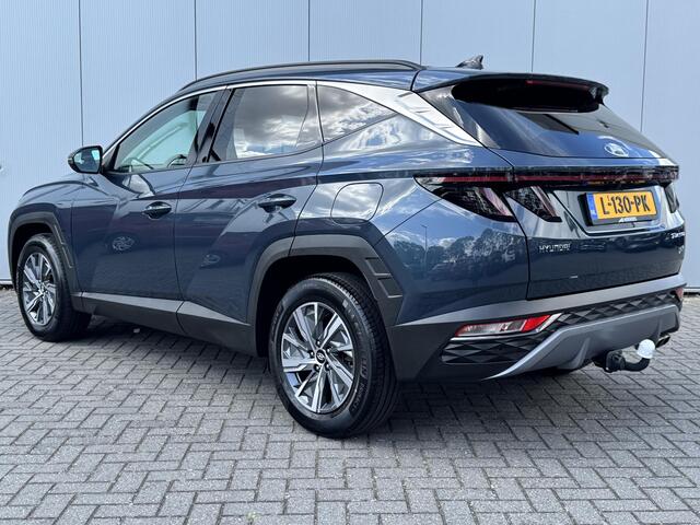 Hyundai TUCSON 1.6 T-GDI HEV Comfort / Navigatie / Trekhaak met 1650 kg / All season banden / Dealeronderhouden / Stoelverwarming /