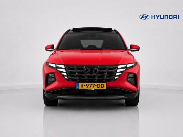 Hyundai TUCSON 1.6 T-GDI PHEV Premium Sky 4WD SoH 98% incl. Trekhaak, NL-Auto + 1e Eigenaar!