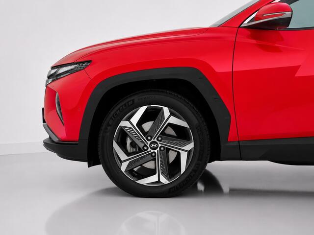 Hyundai TUCSON 1.6 T-GDI PHEV Premium Sky 4WD SoH 98% incl. Trekhaak, NL-Auto + 1e Eigenaar!