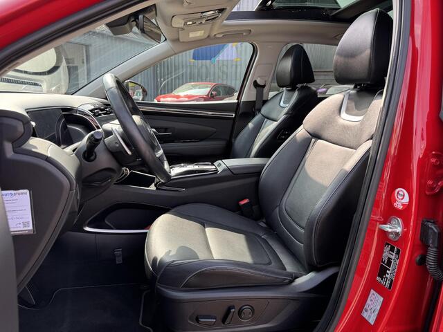 Hyundai TUCSON 1.6 T-GDI PHEV Premium Sky 4WD SoH 98% incl. Trekhaak, NL-Auto + 1e Eigenaar!