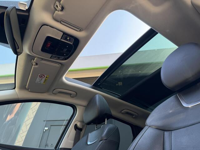 Hyundai TUCSON 1.6 T-GDI HEV 230pk Premium Sky / Schuif Kantel Dak / 360 Graden Camera / Adaptieve Cruise Control / Apple Carplay / Stoelventilatie/ Stoelverwarming / Stuurwielverwarming