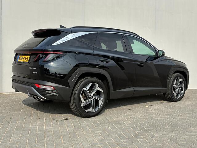 Hyundai TUCSON 1.6 T-GDI PHEV Comfort Smart 4WD / Fabrieksgarantie tot 05-2027 / Dealer onderhouden / Navigatie / Camera / Apple Carplay/Android Auto / Stuur- en stoelverwarming / 19" LM wielen /